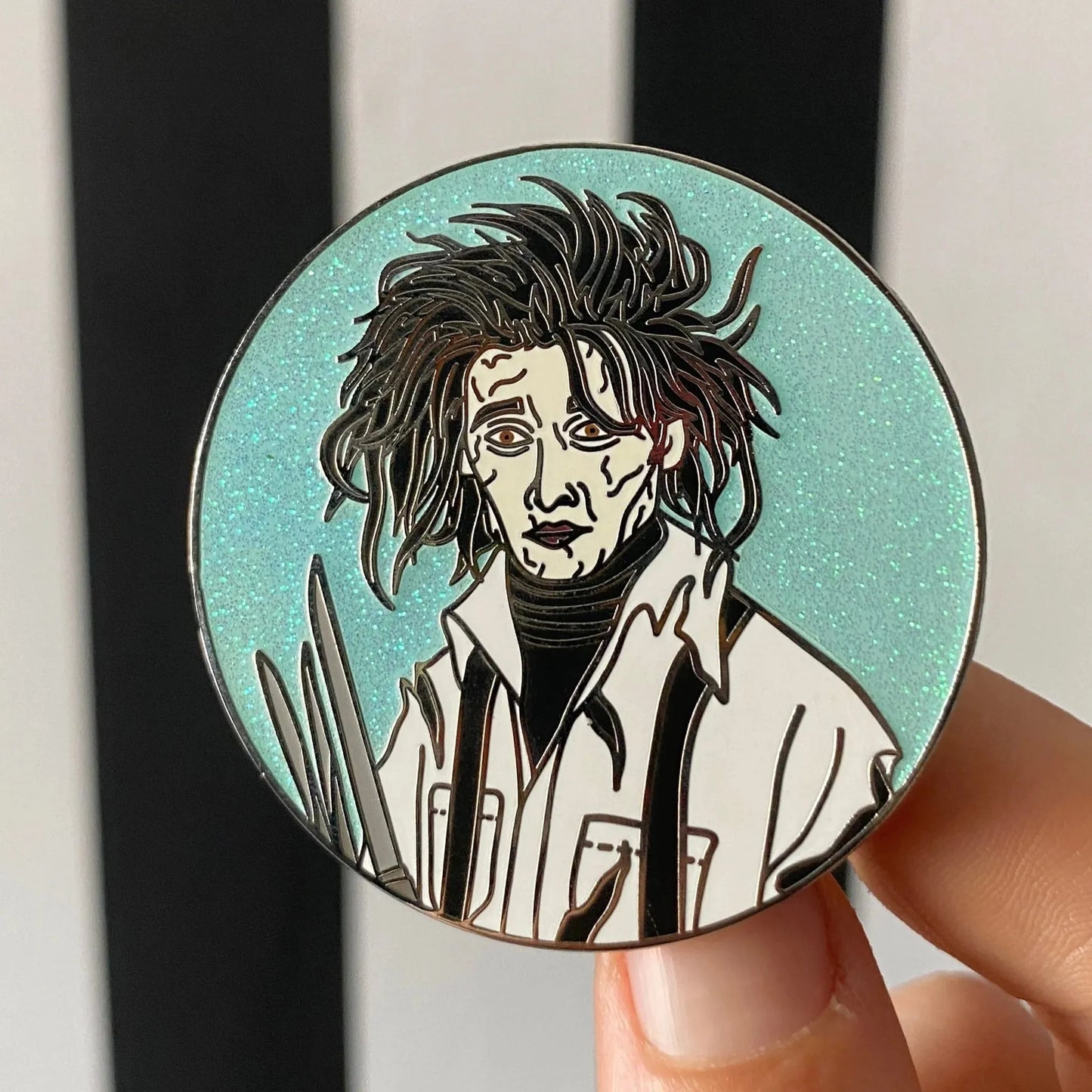 Edward Hard Enamel Glitter Pin