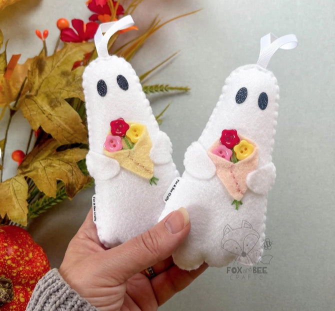 Ghost Bouquet - Felt Decoration
