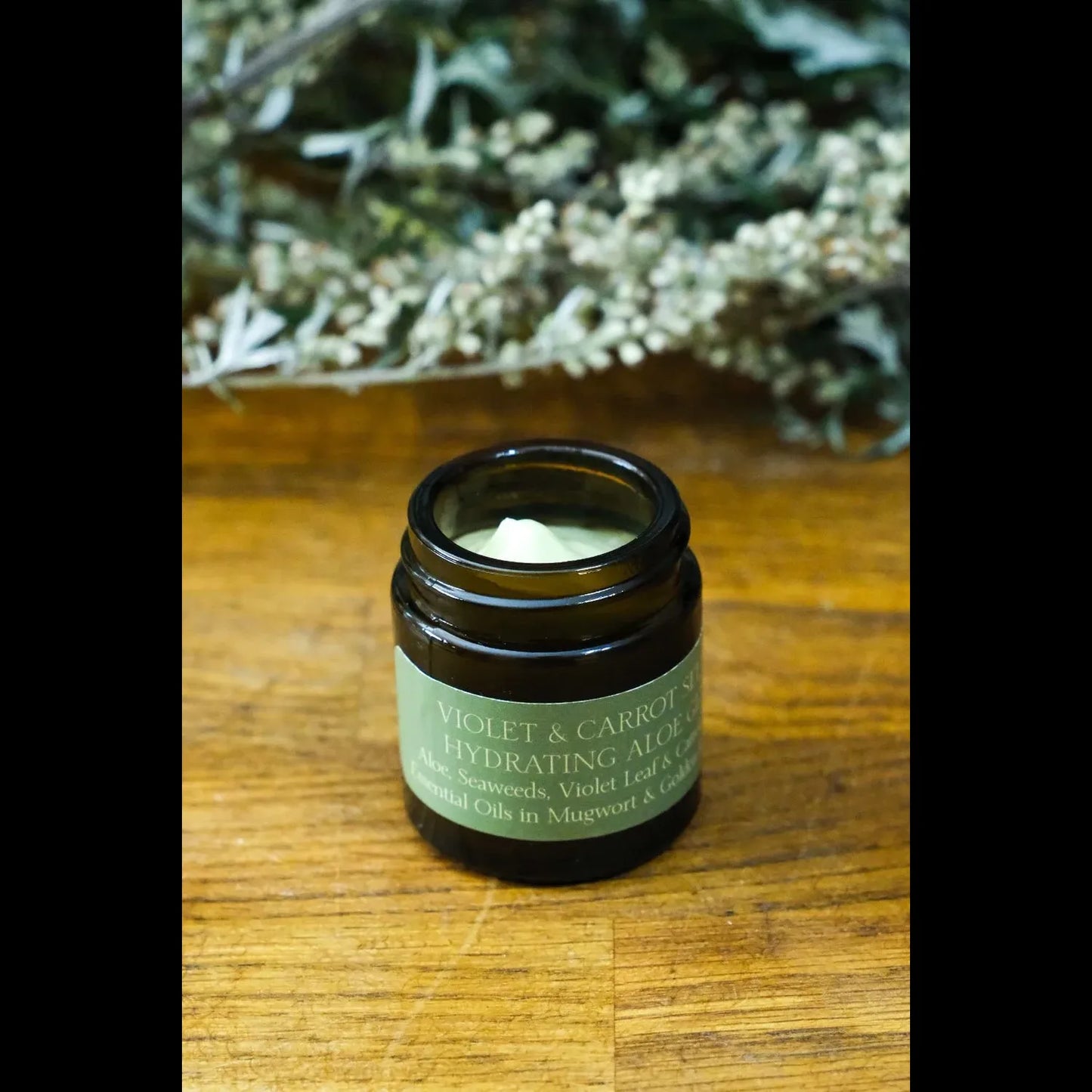 Violet Leaf, Mugwort & Carrot Seed Gel