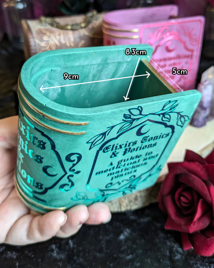 Dreamwalking Book Pot