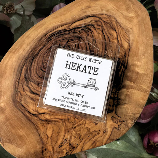 Hekate - Goddess Wax Melts - Dark Plum & Sandalwood