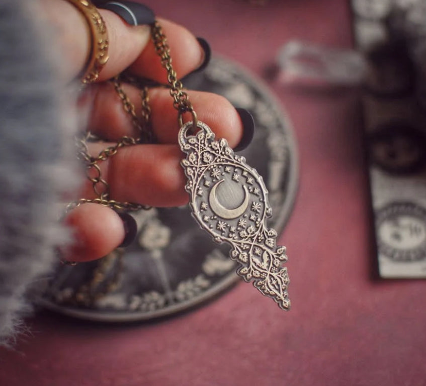 Luna Sol Pendulum